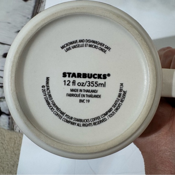 Starbucks Whimsical 2019 Holiday Fox Mug with Red and Green Accents - Picture 4 of 4